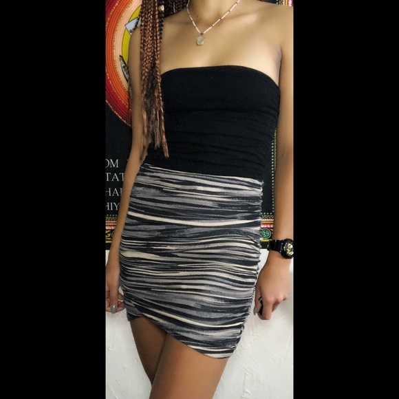 XS FREE PEOPLE Pencil Skirt - Picture 4 of 5